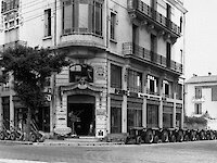 Etablissement Ferrat avenue de la gare angle rue Paul Massot Perpignan